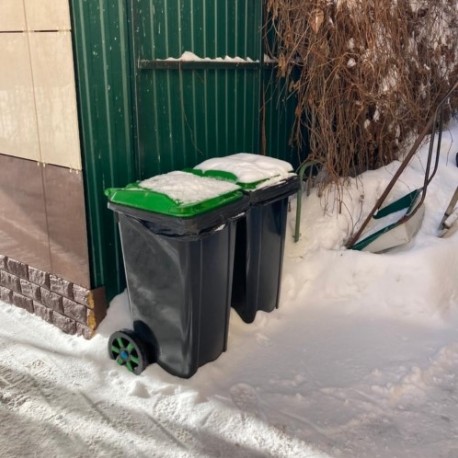 мусорные контейнеры уличные зимой